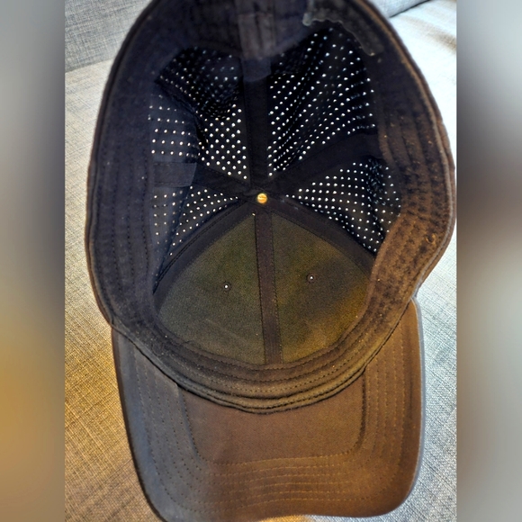 Nike Dri-Fit Performance Golf Hat - Picture 5 of 5